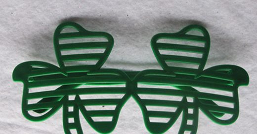 St. Patrick Day Green Shamrocks Window-shades Eye Glasses