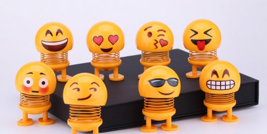 Tik Tok Best-Seller Smiling Face Spring For Car Decoration