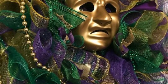 Mardi Gras Tragedy Comedy Masked Wreath